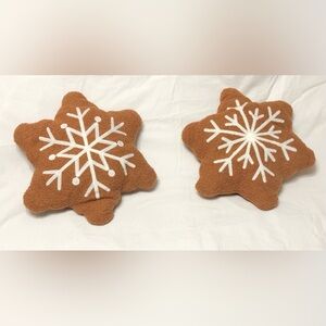 Snowflake Brown Cushions pillow 17”L X 17”L